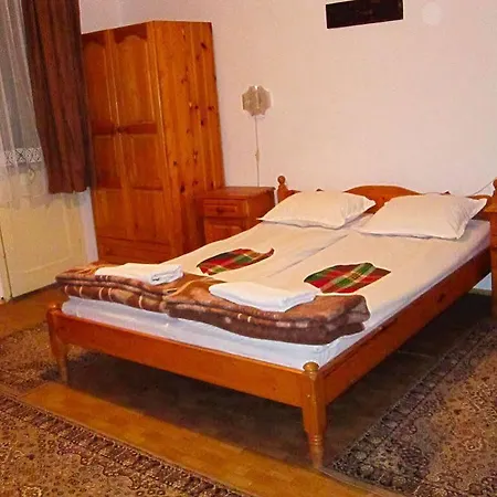 Pensión Guest Metaksinovi 3*